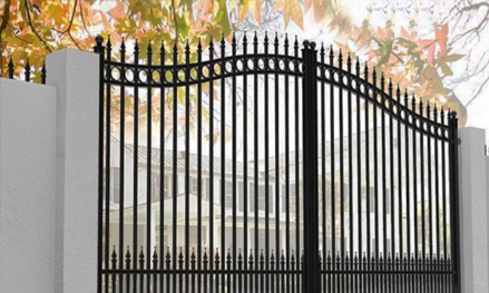 Aluminum picket gate double gate www.fencedevelop.com ...