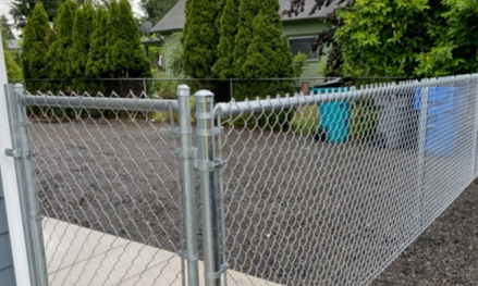 Chain link fence park fence www.fencedevelop.com ...